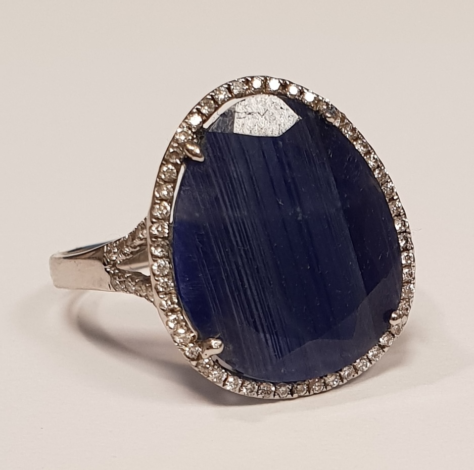 # Bague or blanc avec 0.270ct diamant et un saphir brut plat-0