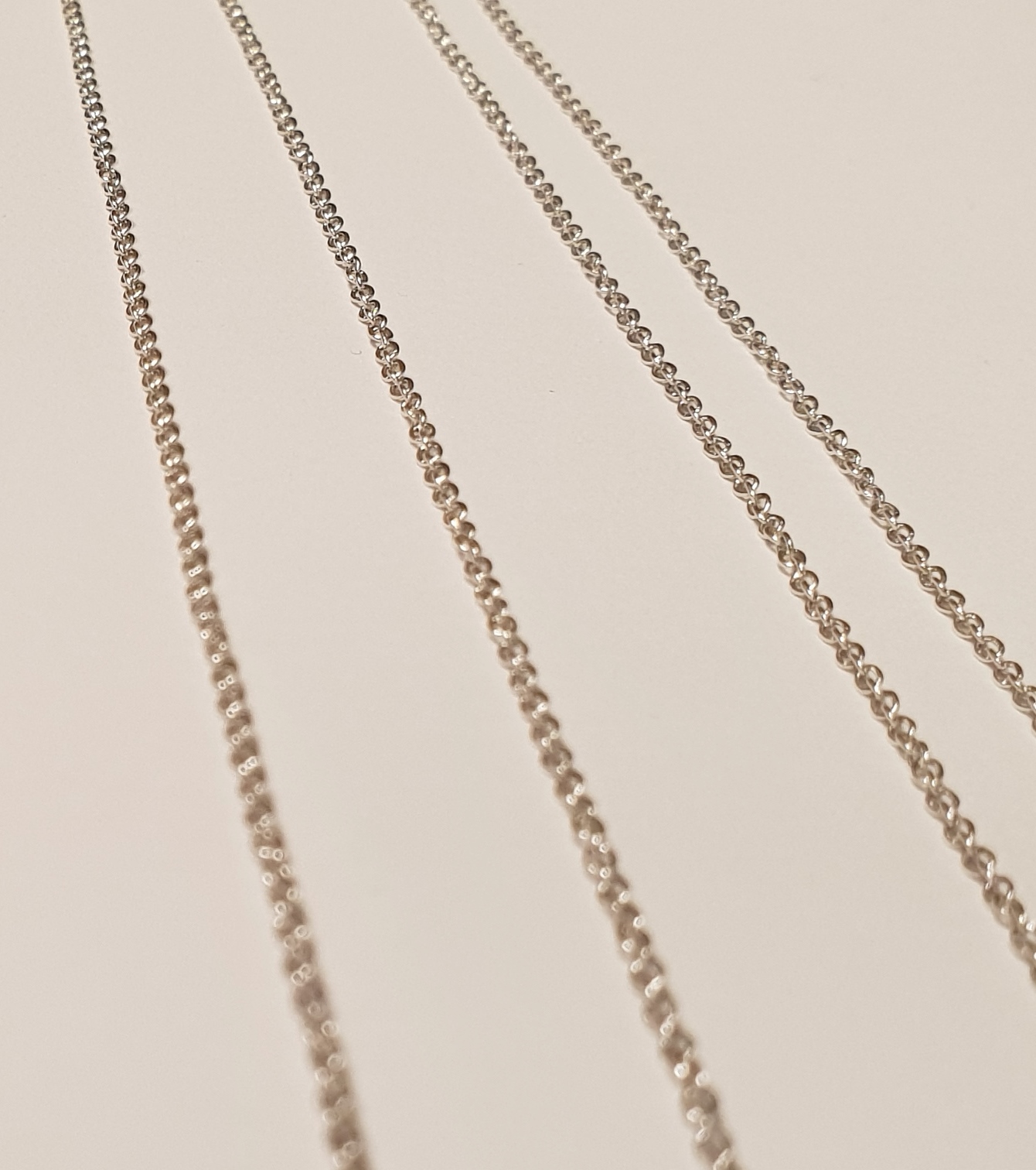 Vendu # Chaine 50cm or blanc 18K-0