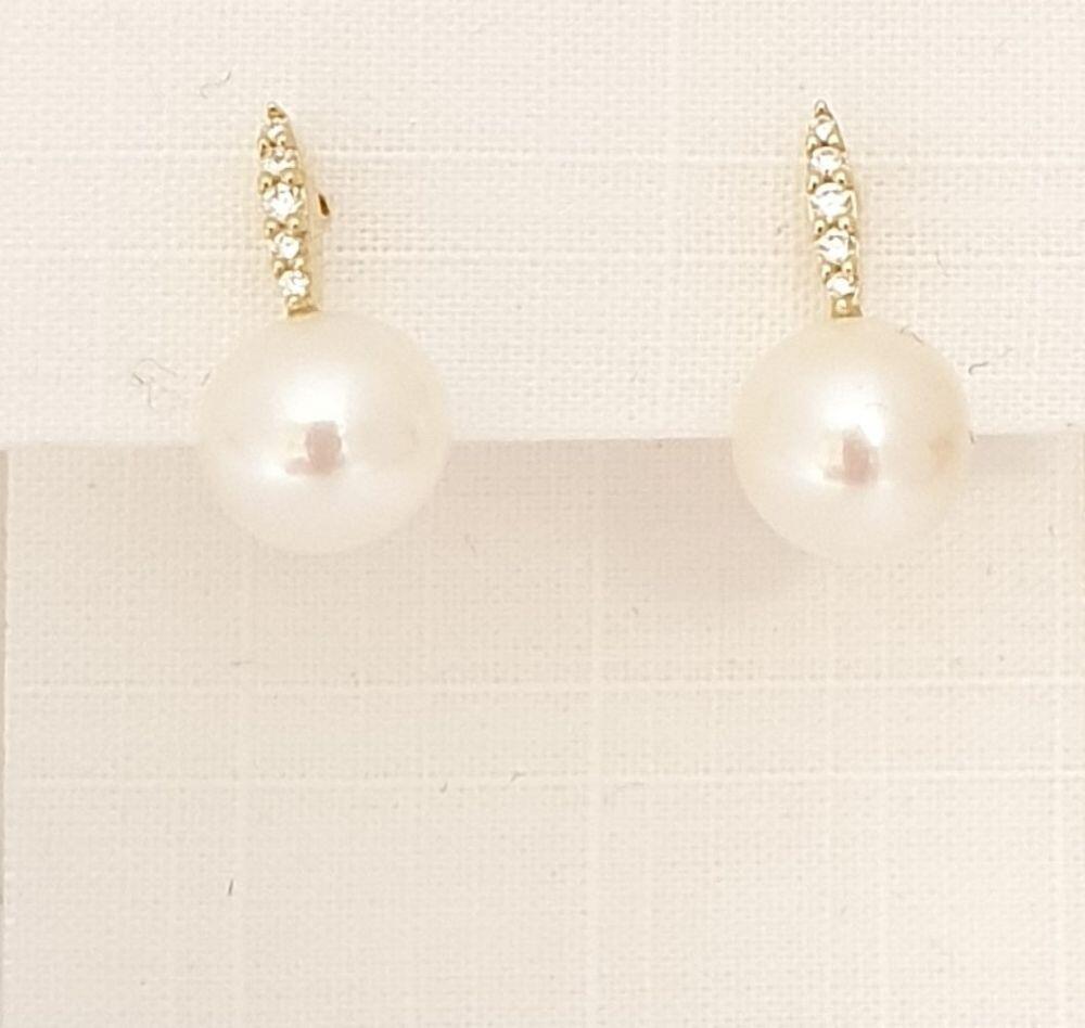 Boucles d'oreilles or jaune 18K avec 0.06ct diamants naturels et 2 perles d'eau douce 7-7,5mm