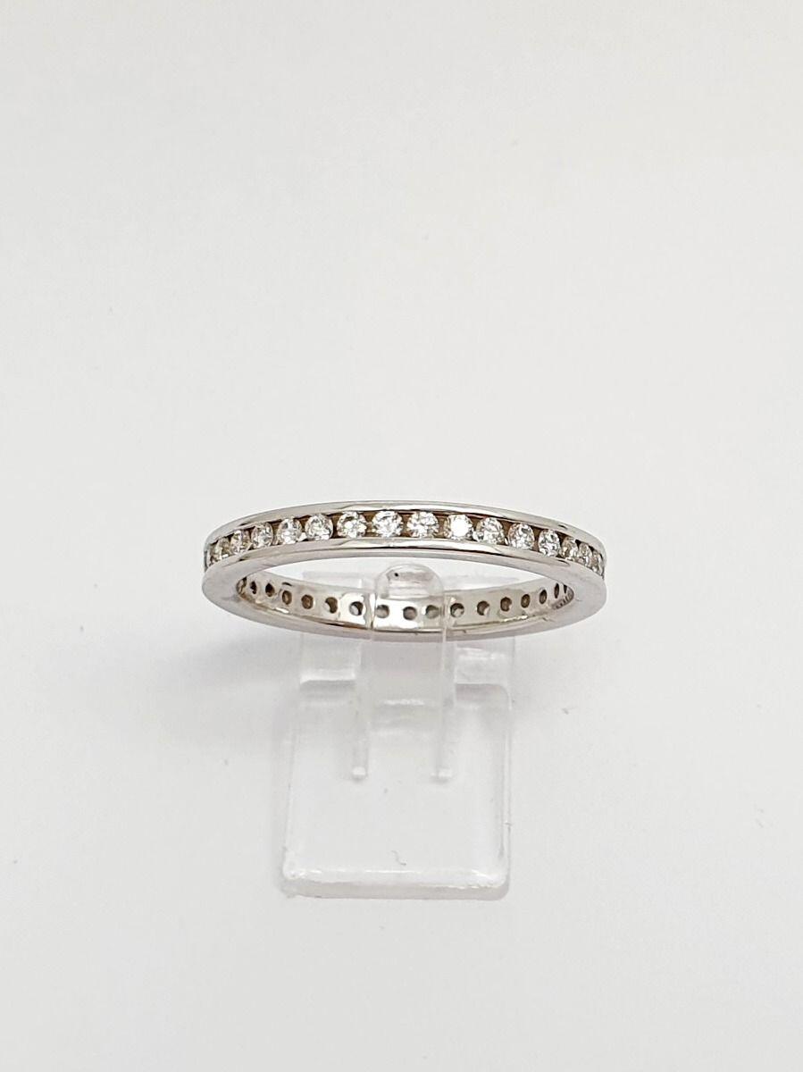 # Bague alliance or blanc 18K  avec 0.53ct diamants naturels