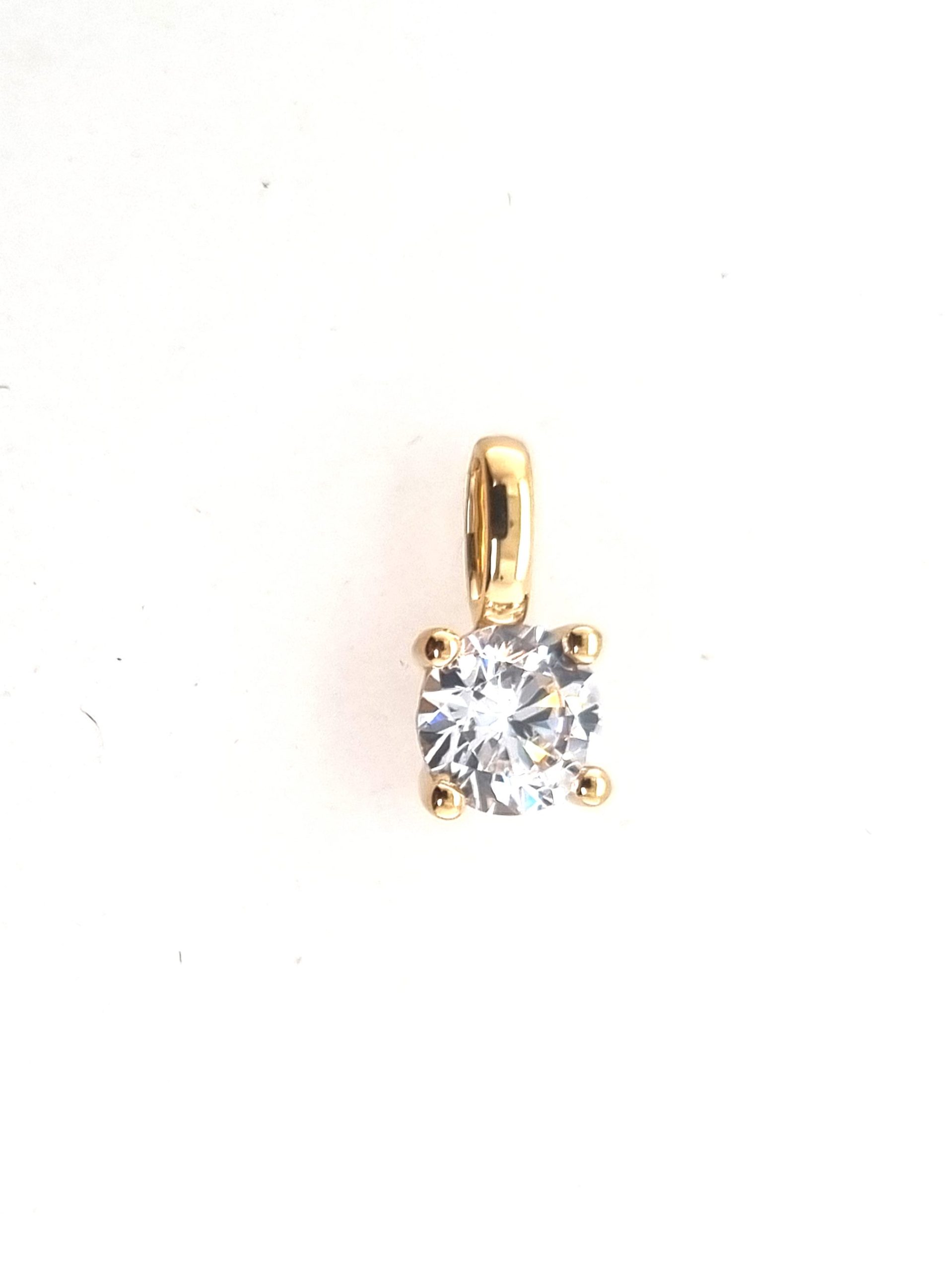 Pendentif or jaune 18K avec 0.50ct diamant écologique LAB GROWN serti 4 griffes or jaune 18K