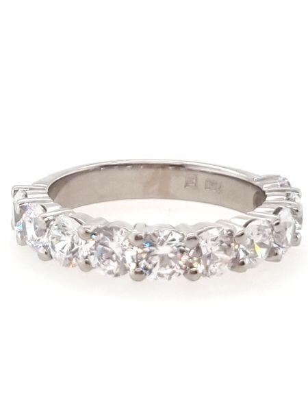 # Bague alliance or blanc 18K avec 2.5ct zircon