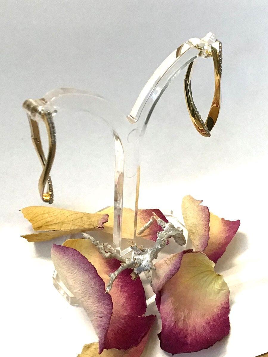 Boucles d’oreilles créole ondulée or jaune 18K et or blanc 18K avec 0.12ct diamants naturels
