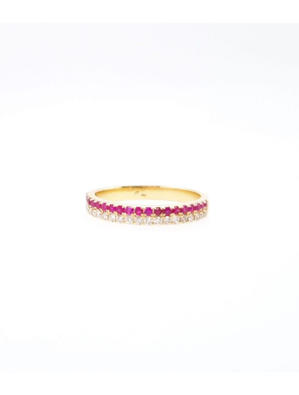 # Bague alliance or jaune 18K avec rubis et 0.20ct diamants naturels