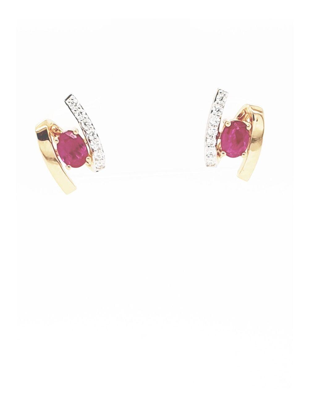 # Boucles d'oreilles or jaune 18K avec rubis et diamants naturels