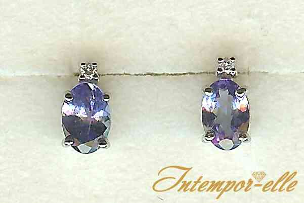 Boucles d'oreilles or blanc 18K avec 2 tanzanite oval 6X4mm et 0.02ct diamant naturel