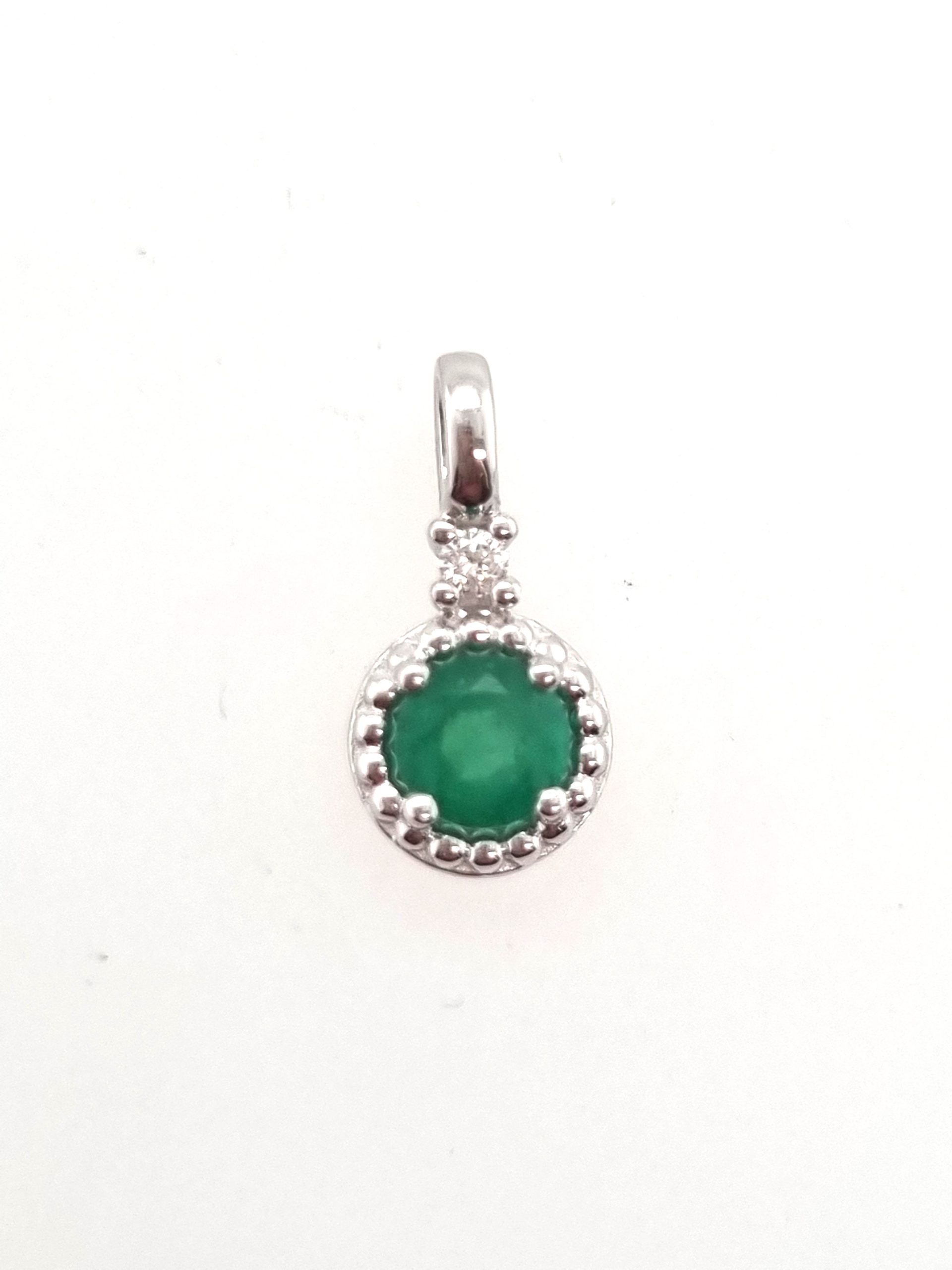 Pendentif or blanc 18K avec émeraude 0.015ct diamant naturel serti 4 griffes or blanc 18K