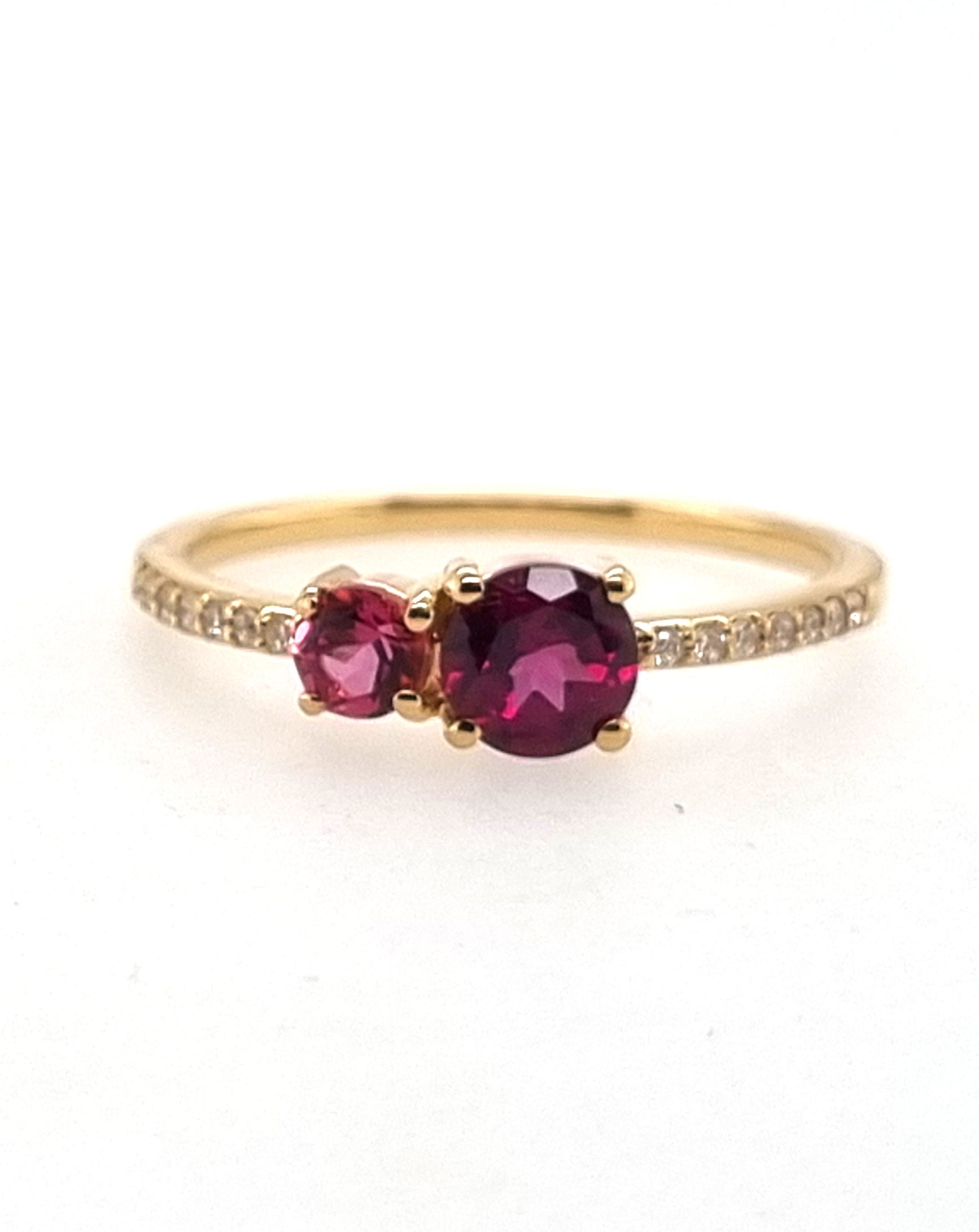 Bague or jaune 18K avec Rhodolithe, tourmaline et diamants naturels