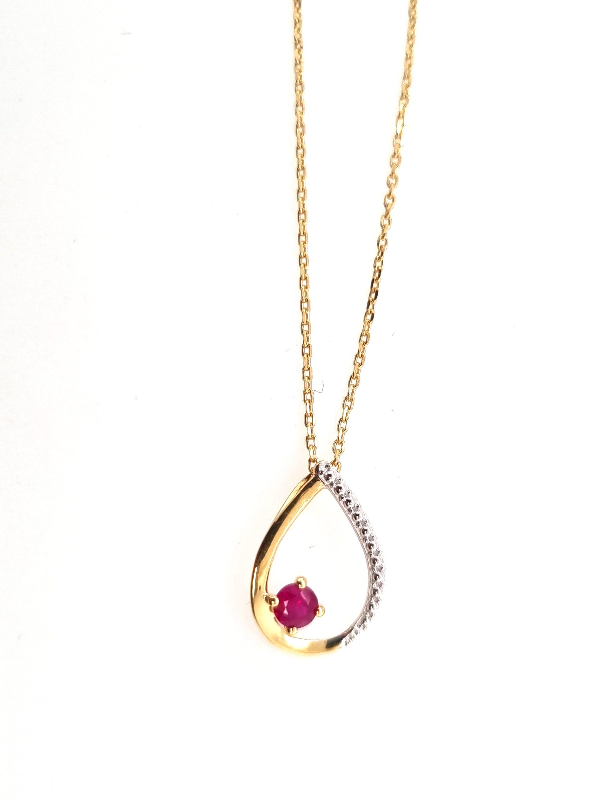 Collier chaîne 40+2cm or jaune 18K avec pendentif or jaune 18K et or blanc 18K avec rubis serti 4 griffes