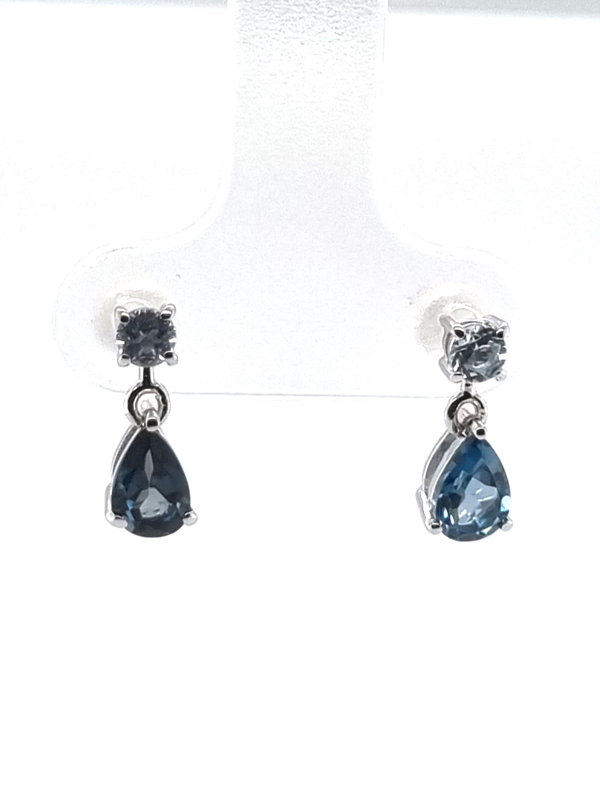Boucles d'oreilles or blanc 18K avec topaz et topaz London