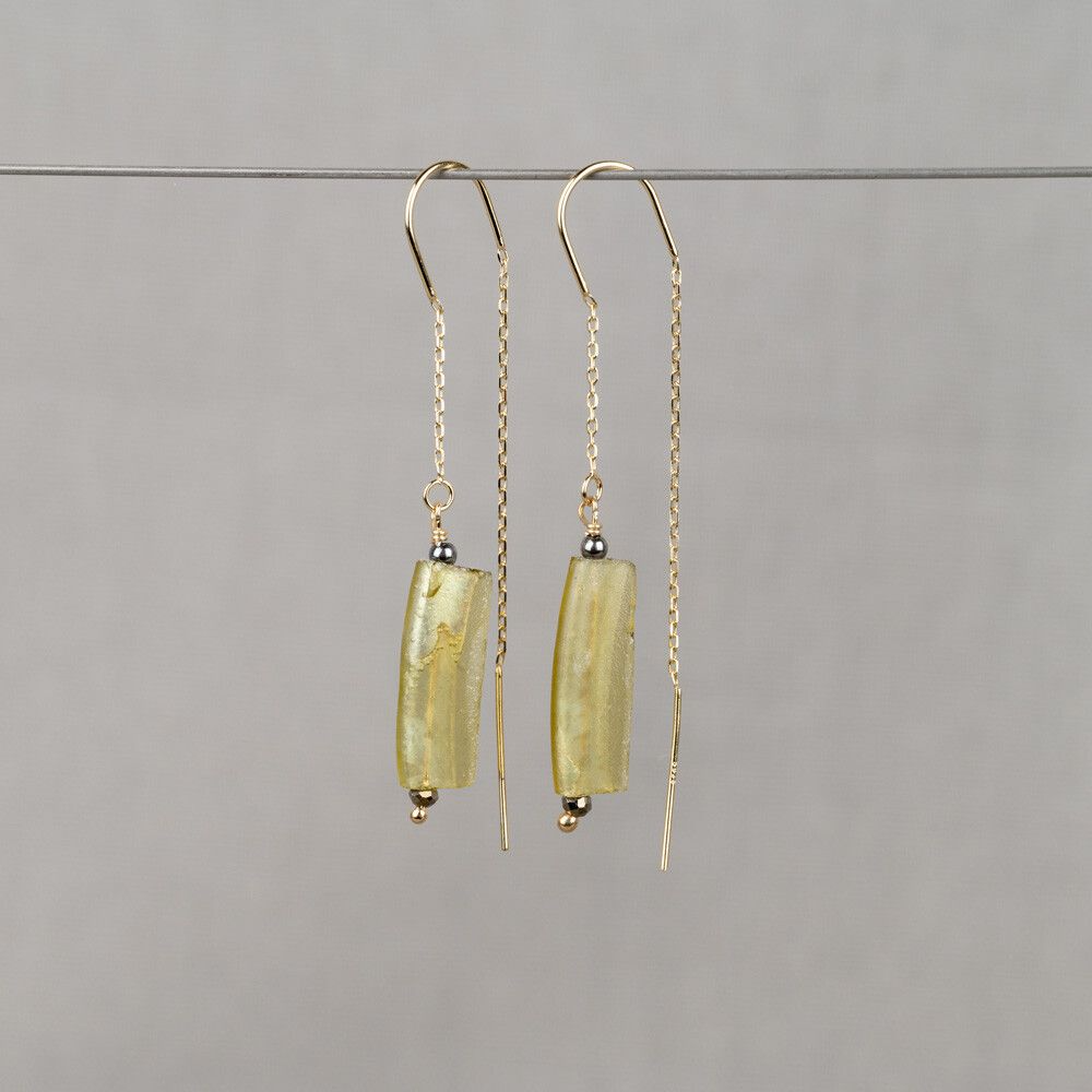 Boucles d'oreilles plaqué or avec Pyrit Roman Glass Vert Olive