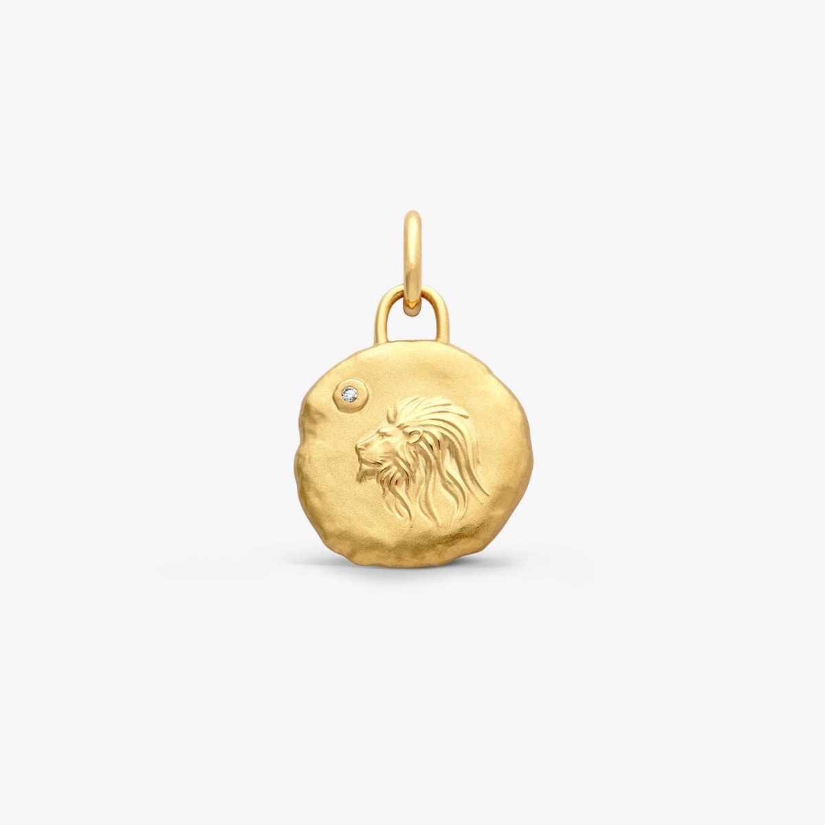 Pendentif médaille Astro Lion 15mm or jaune 18K avec 0.006ct diamant naturel de la marque française Arthus Bertrand Paris 1803, éco-responsable ( existe touts les signe astrologique)